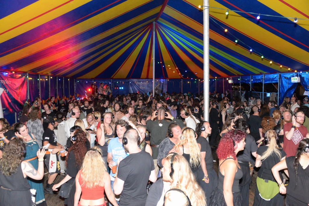 ../Images/Castlefest 2017 Silent disco zondag 093.jpg